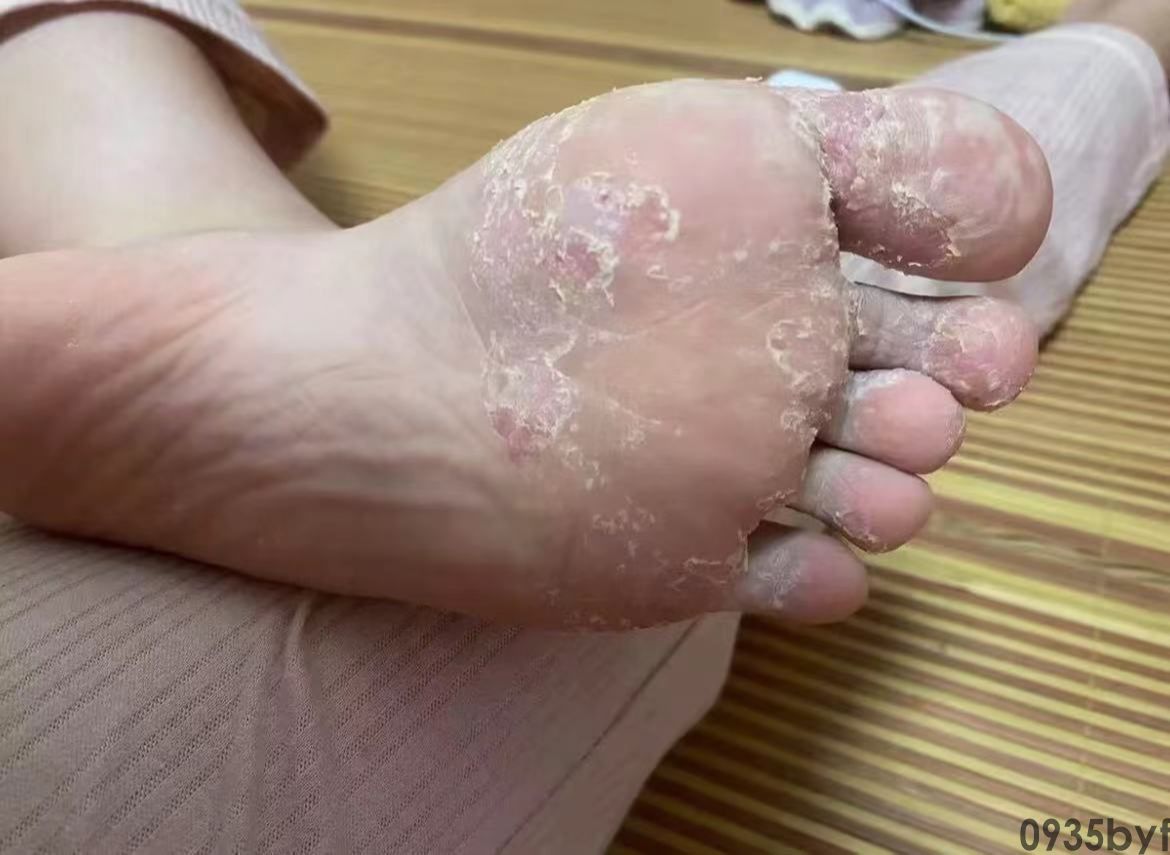 北京校园茅厕的“体检陈述”(图1) 北京校园茅厕的“体检陈述”