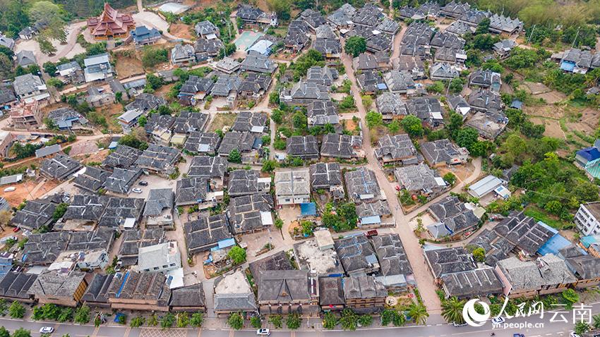 糜烂型脚气合并干裂护理(图1) 糜烂型脚气合并干裂护理