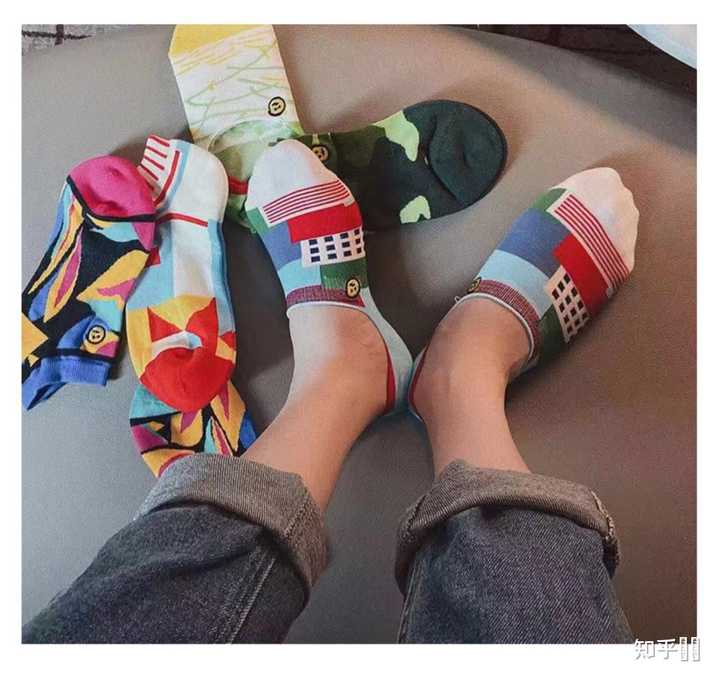 脚部异味鞋袜材质不当(图1) 脚部异味鞋袜材质不当