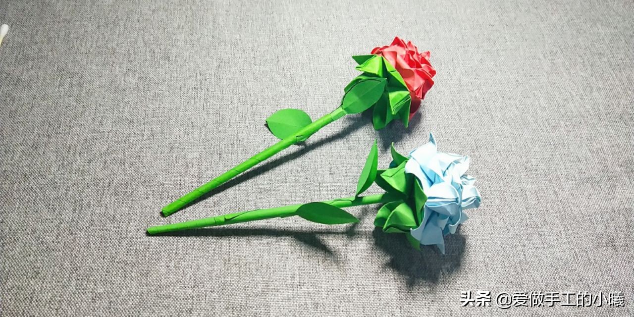 鳞屑脚气夜间脱屑明显(图1) 鳞屑脚气夜间脱屑明显